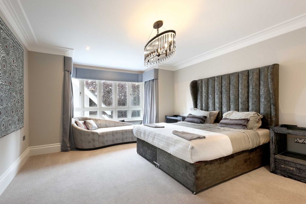 Additional image 20 of 6 bed detached house for salePenn Road, Beaconsfield, Buckinghamshire HP9