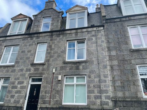 83 Menzies Road, First Floor Right, Aberdeen AB11