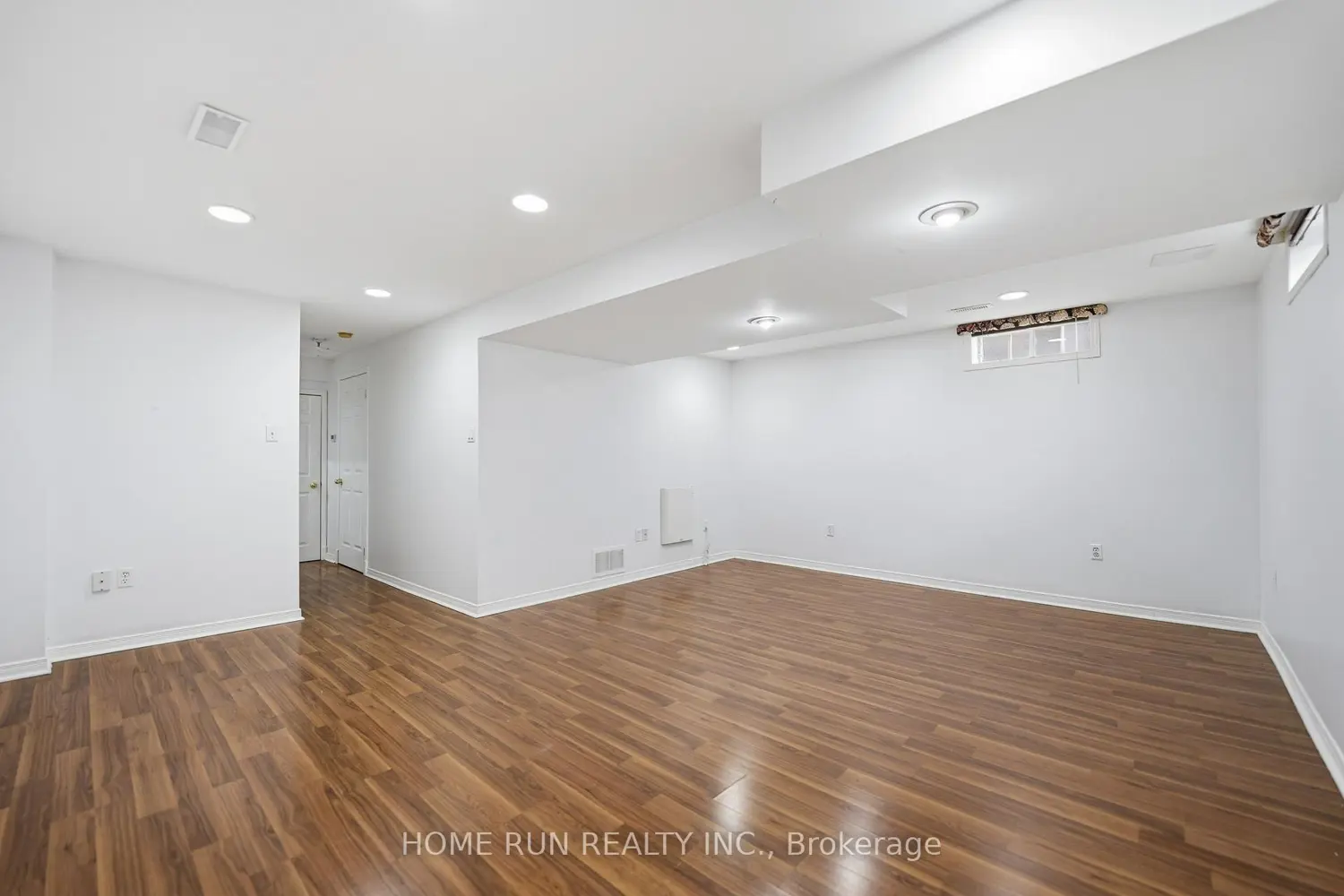 Additional image 14 of 26 Highmont Court
