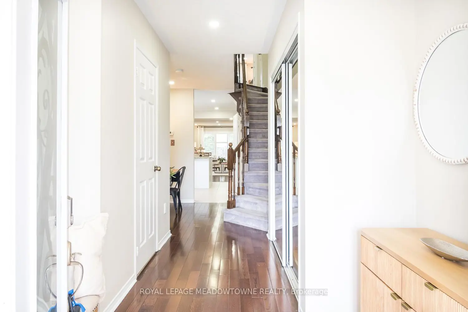 779 Gleeson Road photo 3