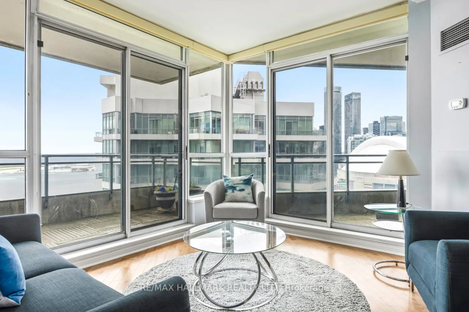 Additional image 6 of 228 Queens Quay 2707