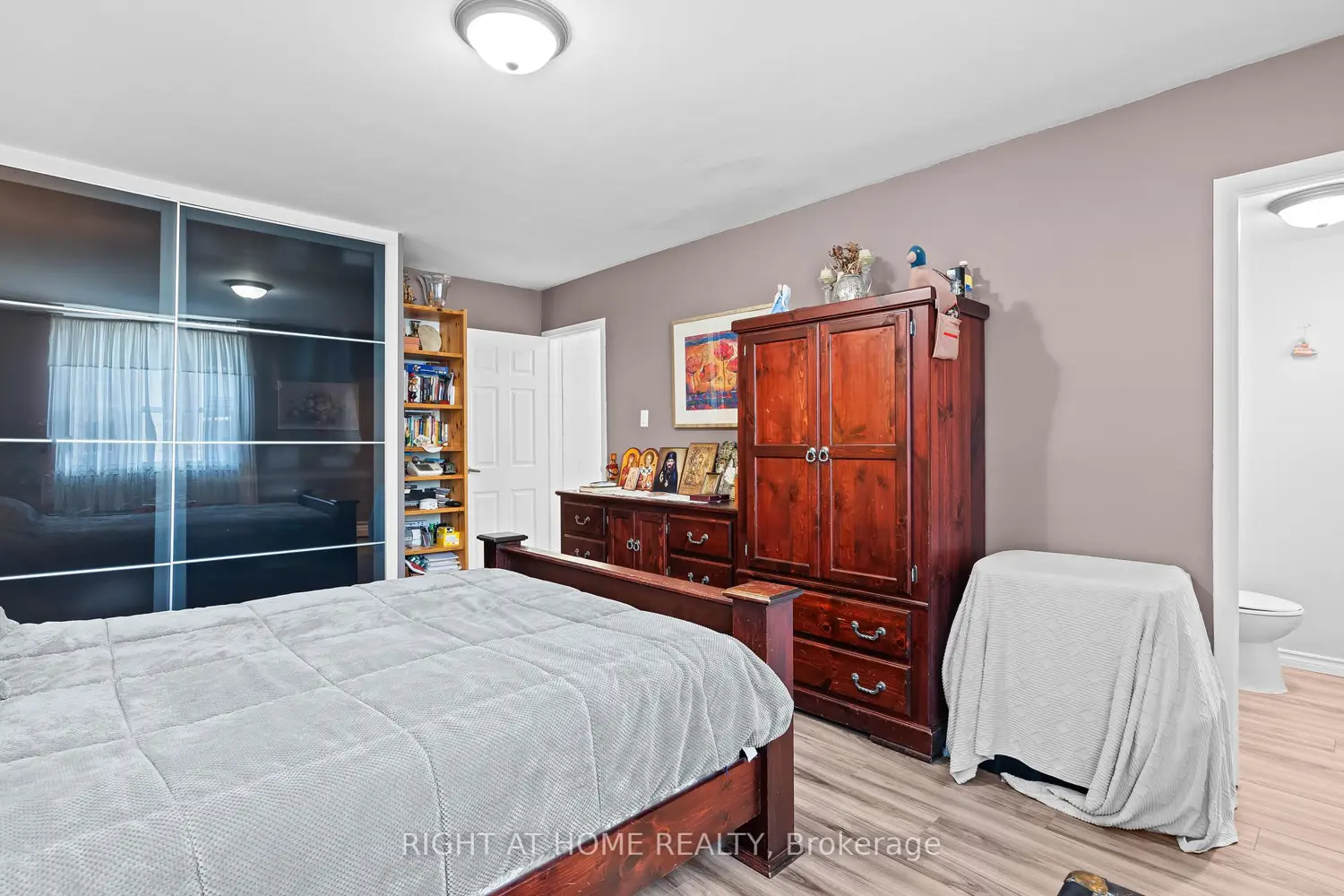 Additional image 14 of 359 Geneva Street 801