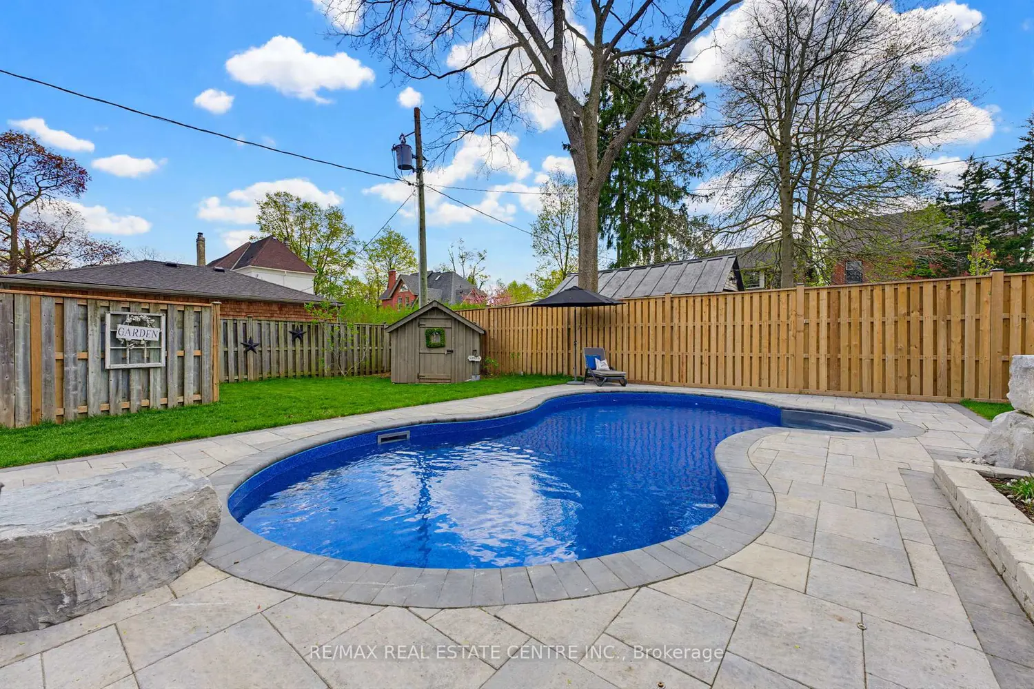 Additional image 16 of 33 Brant Road