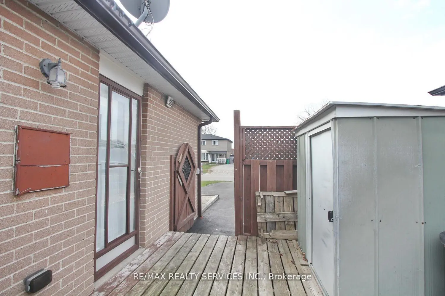 185 Earnscliffe Circle