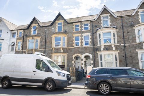 Piercefield Place, Adamsdown, Cardiff CF24