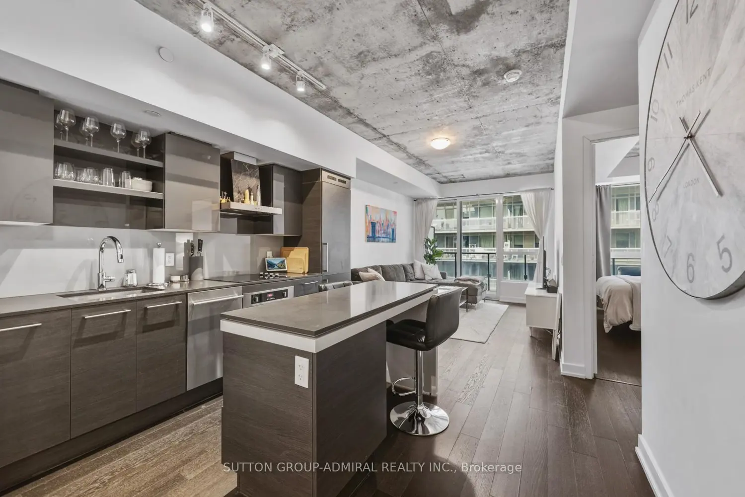 1030 King Street 921