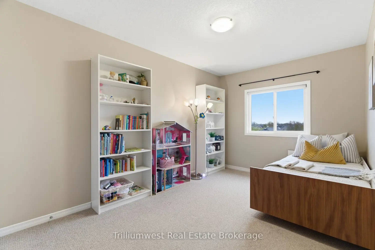 Additional image 10 of 7 Upper Mercer Street L42
