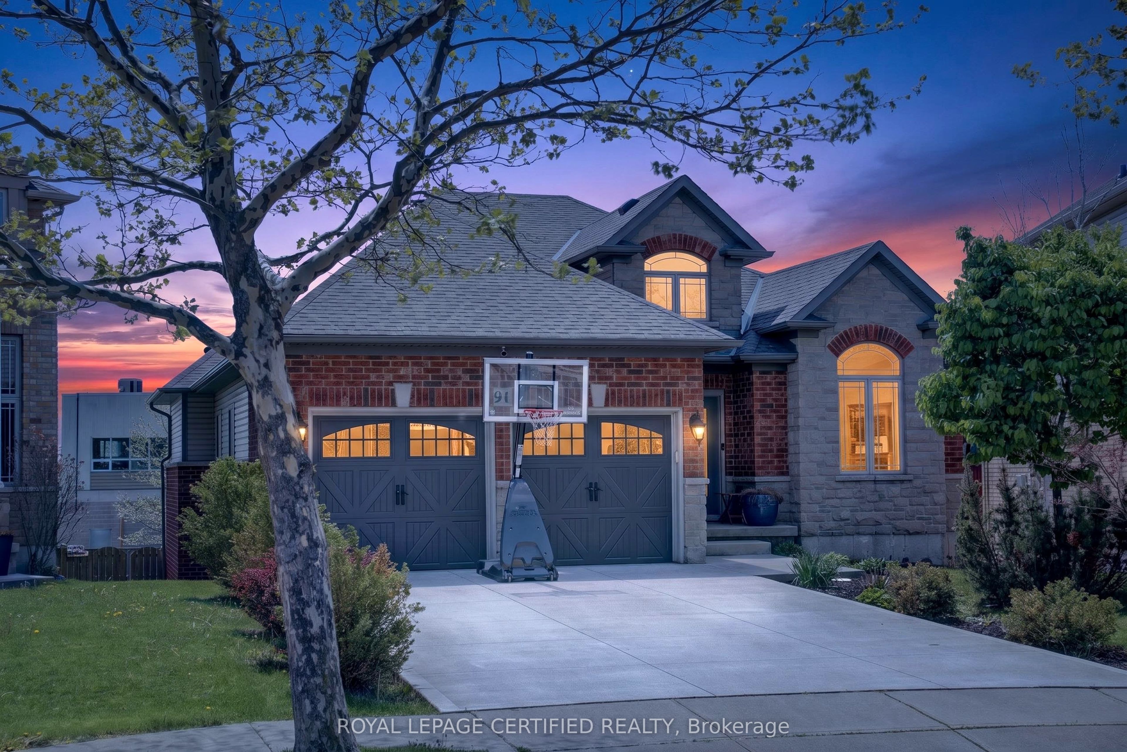 91 Candlewood Drive, Hamilton, ON, L8J 0A3