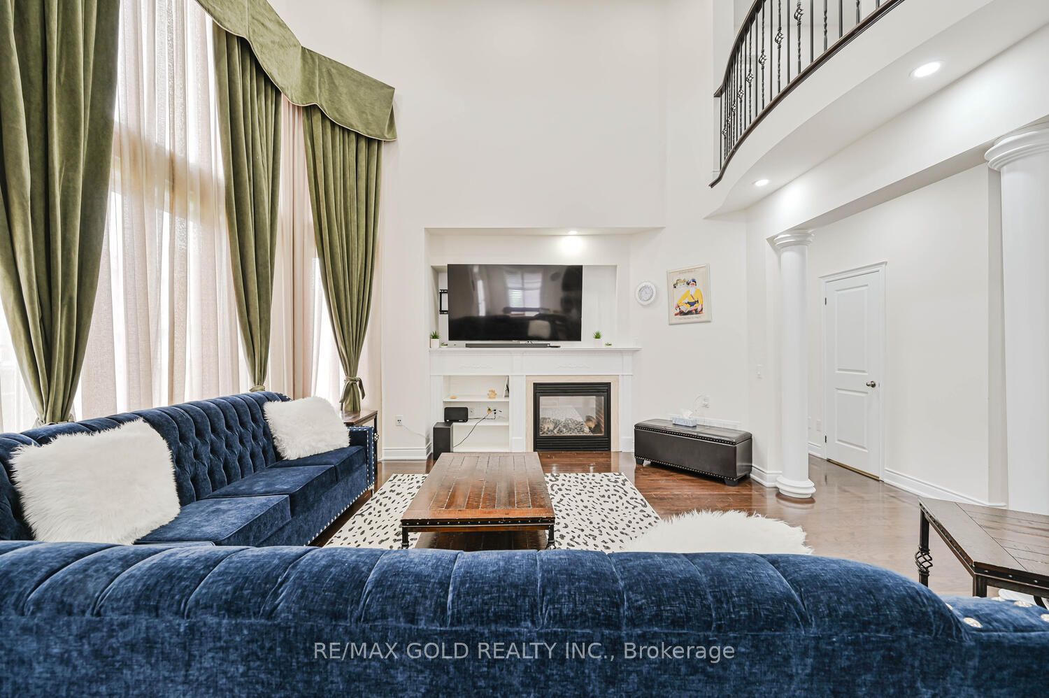 Additional image 5 of 37 Scotchmere Crescent, Brampton, ON, L6P 3A6