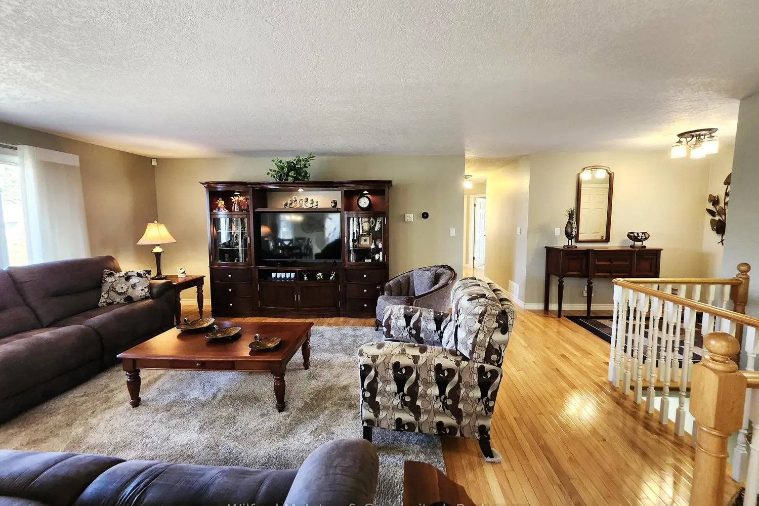 Additional image 4 of 230 4Th Street Crescent
