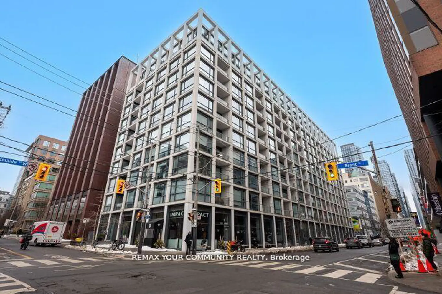 39 Brant Street Ph11 photo 2
