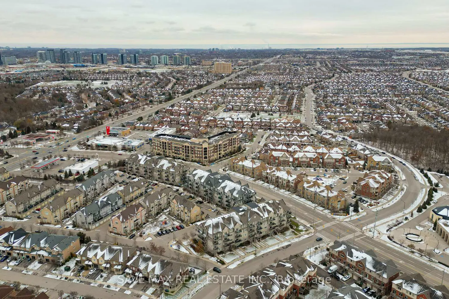 Additional image 15 of 3075 Thomas Street 213