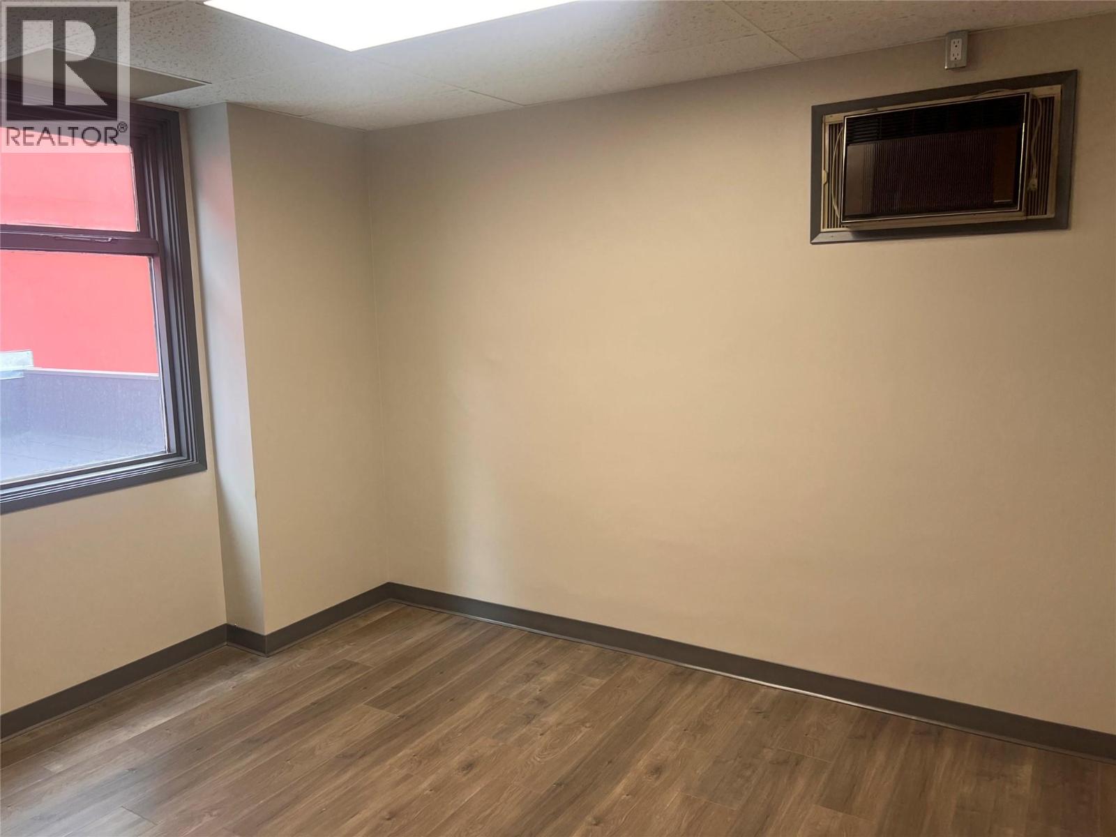 Additional image 5 of 8/9-237 6th Avenue, Kamloops, BC, V2C3R2