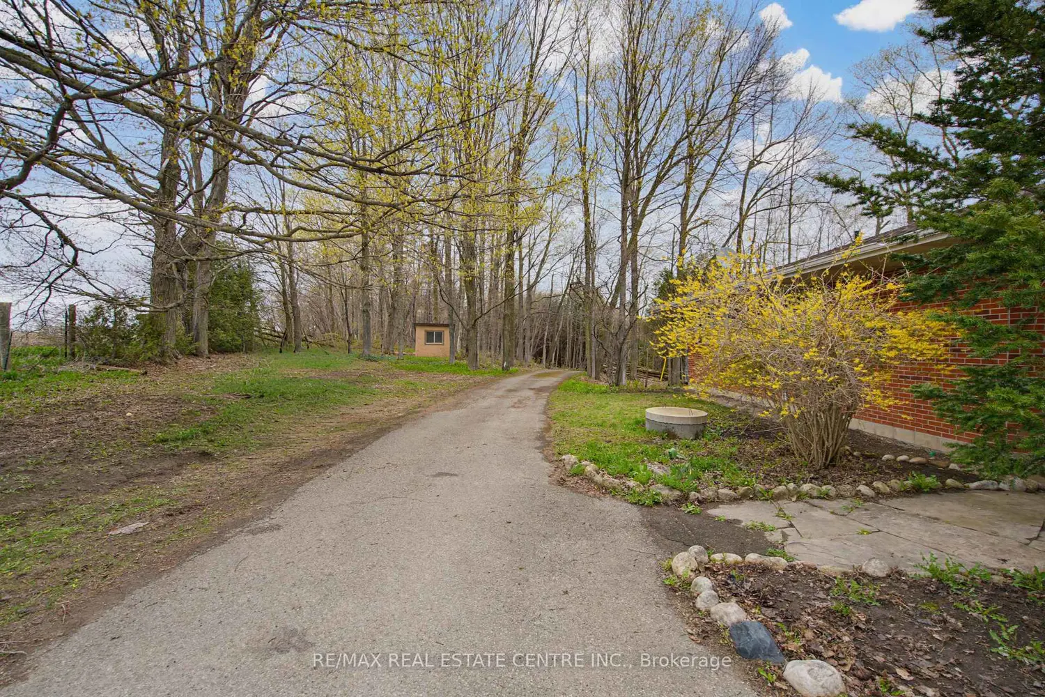 Additional image 18 of 294052 8Th Line