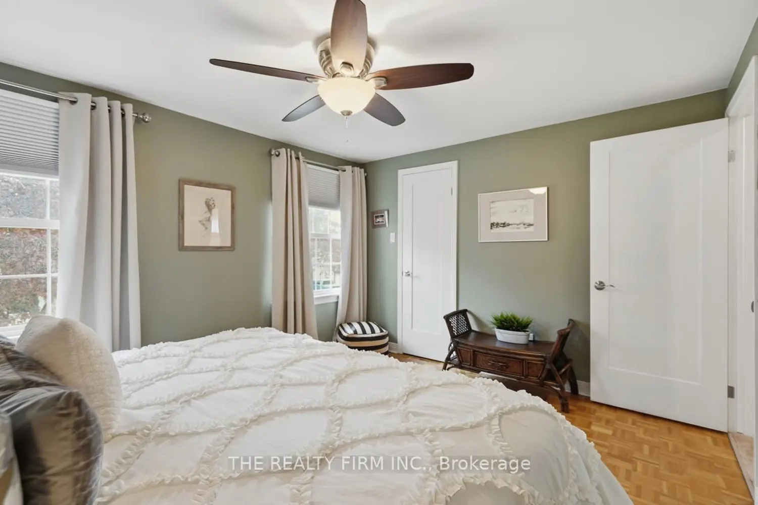 18 Mctaggart Crescent photo 2
