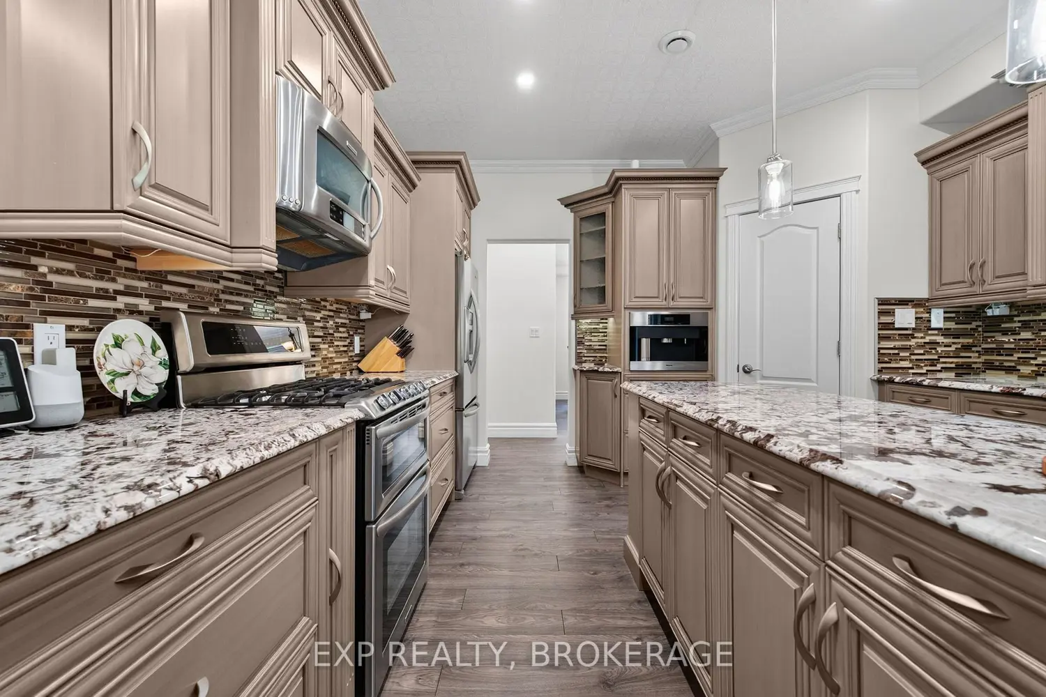 Additional image 6 of 1800 Sydenham Road