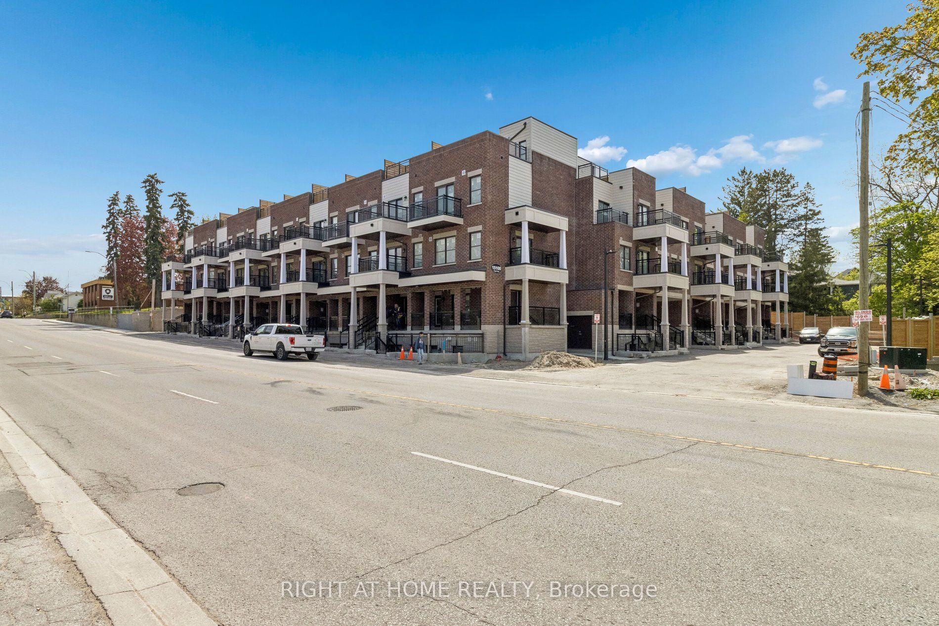 Additional image 2 of 206-15100 Yonge Street, Aurora, ON, L4G 4C8