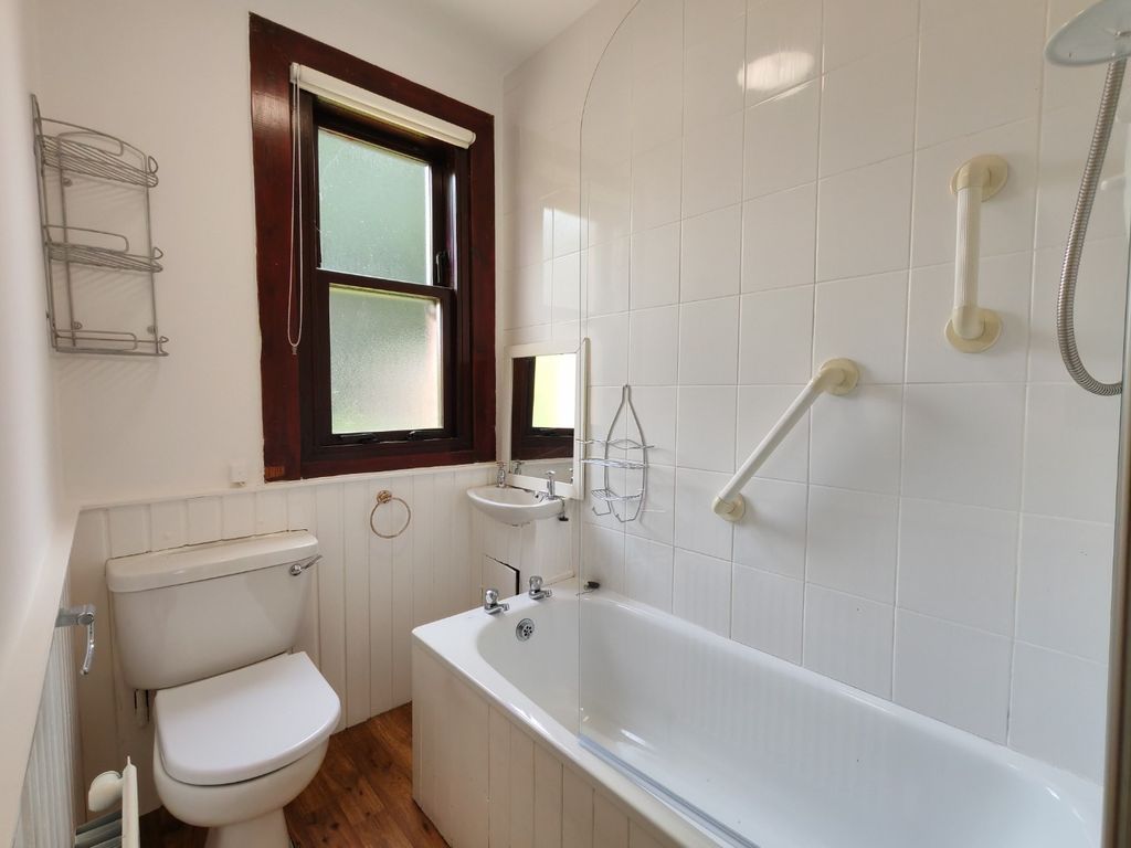 Additional image 8 of 2 bed flat to rentGibraltar Gardens, Dalkeith EH22