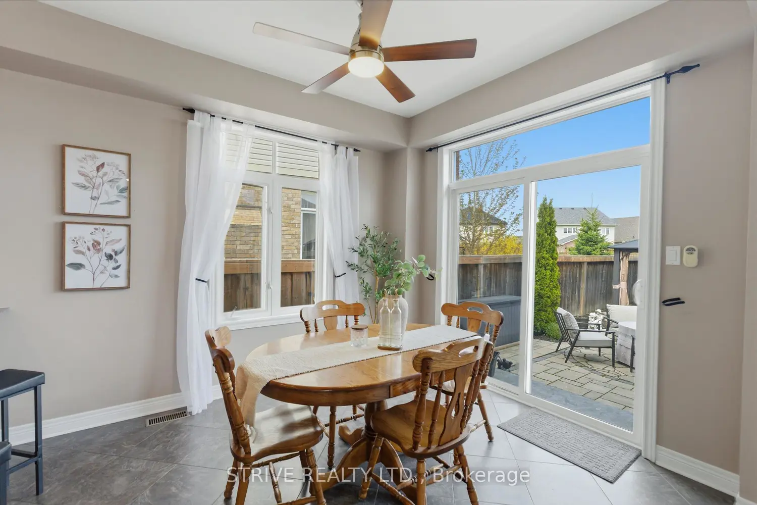 381 West Scugog Lane photo 4