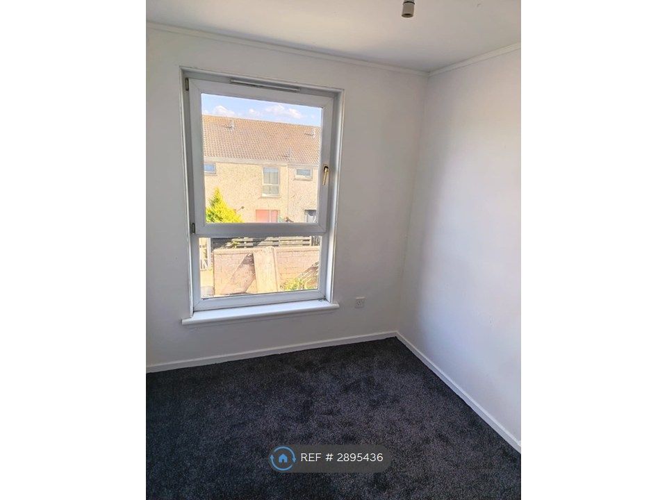 Additional image 11 of 3 bed end terrace house to rentKilbowie Road, Glasgow G67