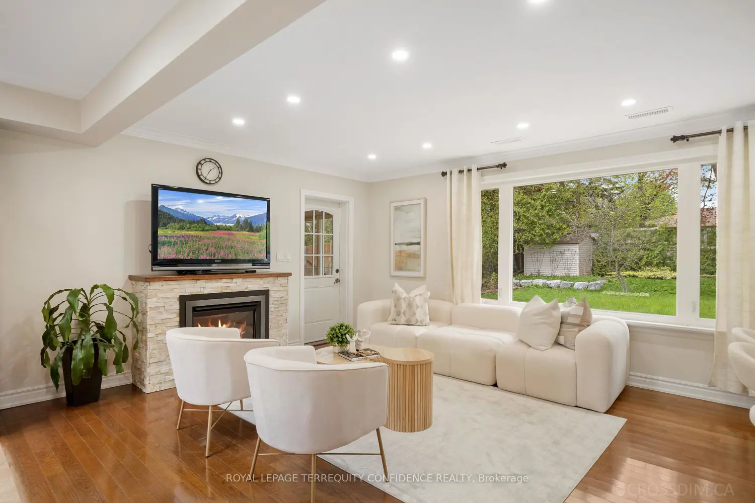 12 Finchurst Drive
