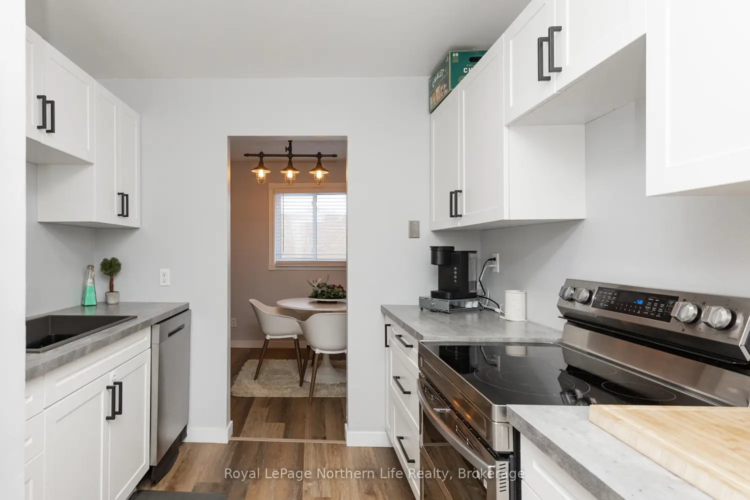 Additional image 7 of 850 Lakeshore Drive 19