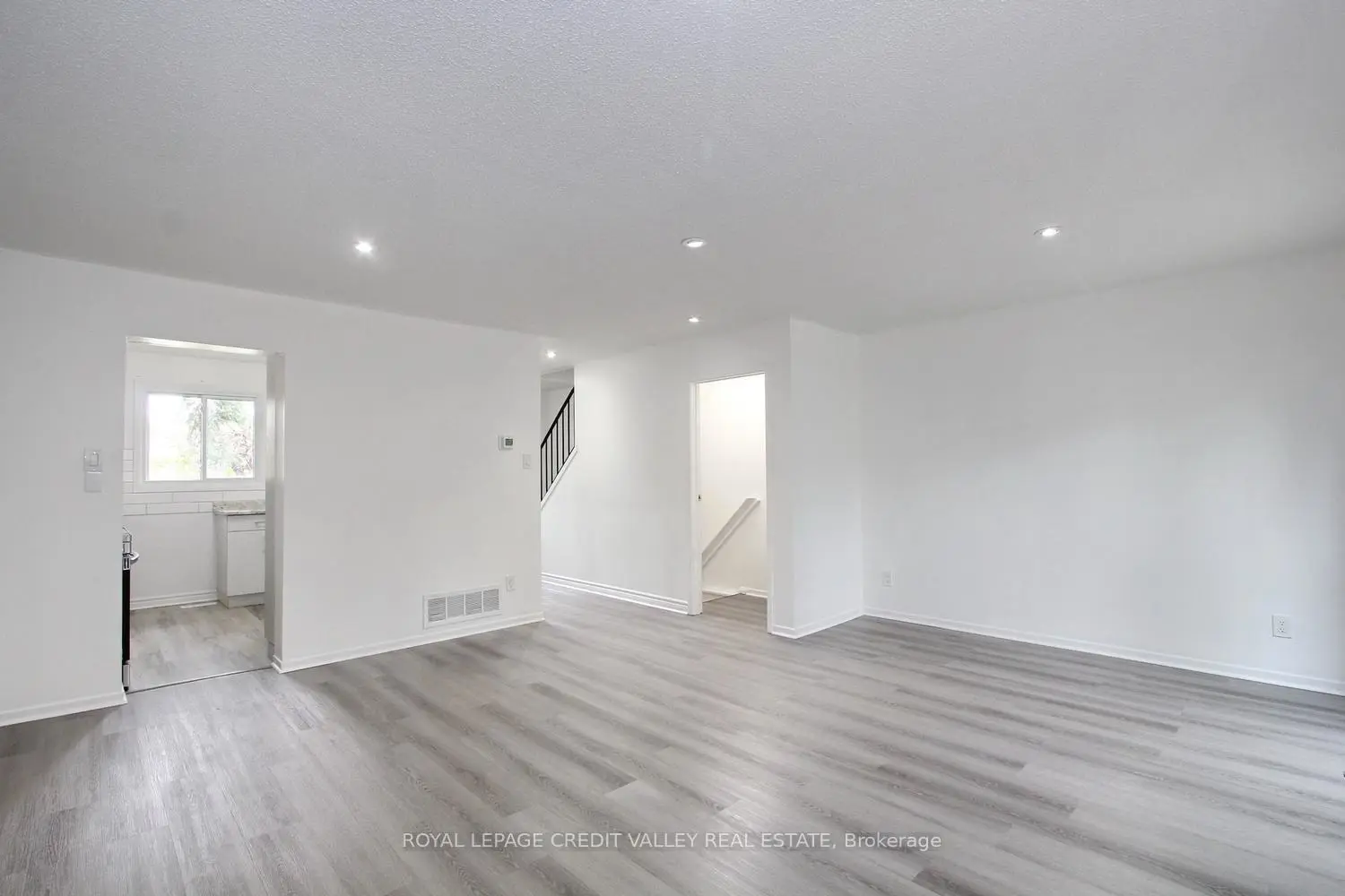 Additional image 4 of 57 Hansen Road 27