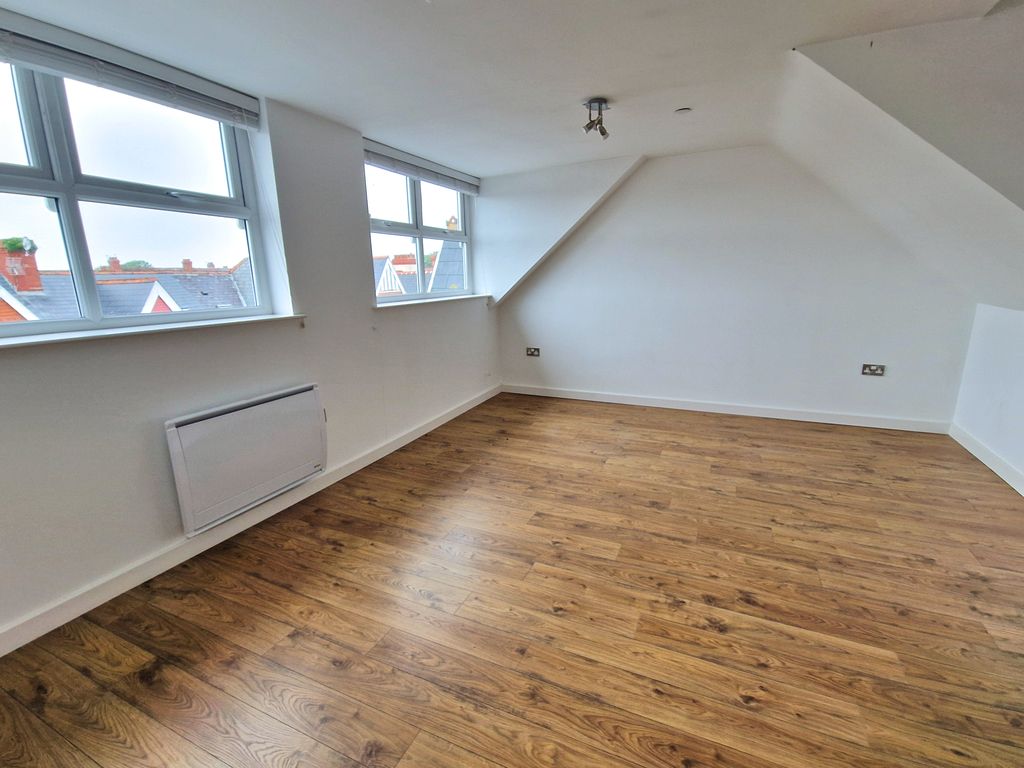 Additional image 7 of 1 bed flat for saleFlat 7, 26-28 Mary Street, Porthcawl CF36