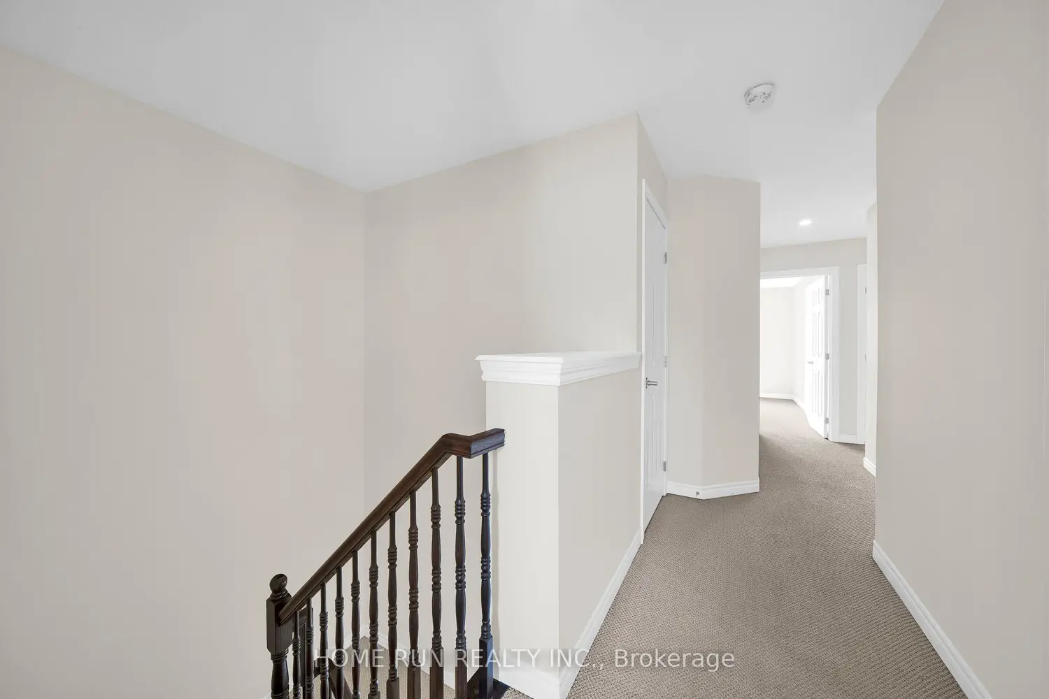 957 Messor Crescent photo 3