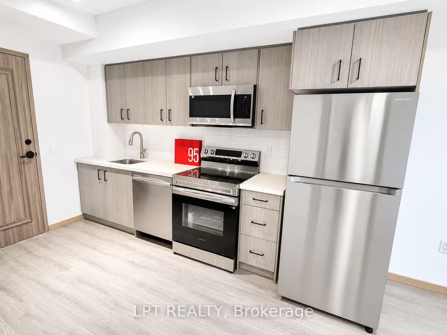Additional image 2 of B619-3429 Sheppard Avenue E, Toronto, ON, M1T 3K5