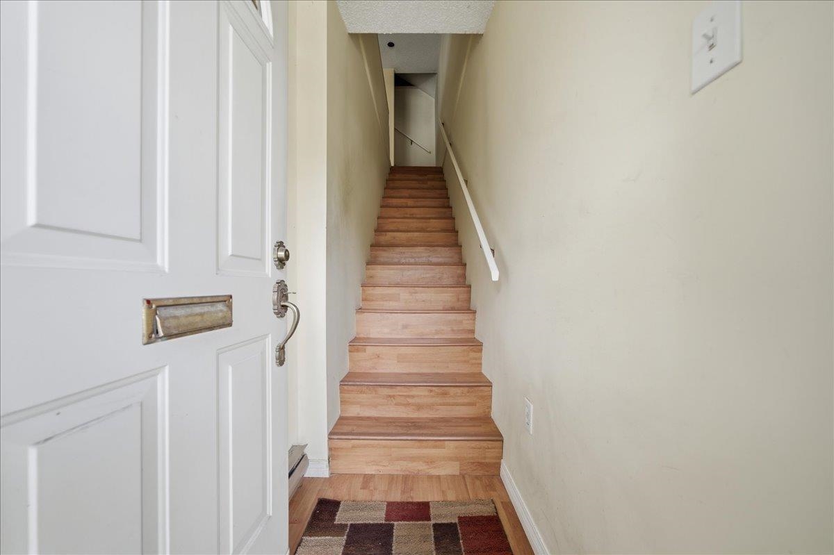 Additional image 3 of 9932 Millburn Court, Burnaby, BC, V3N 4M8
