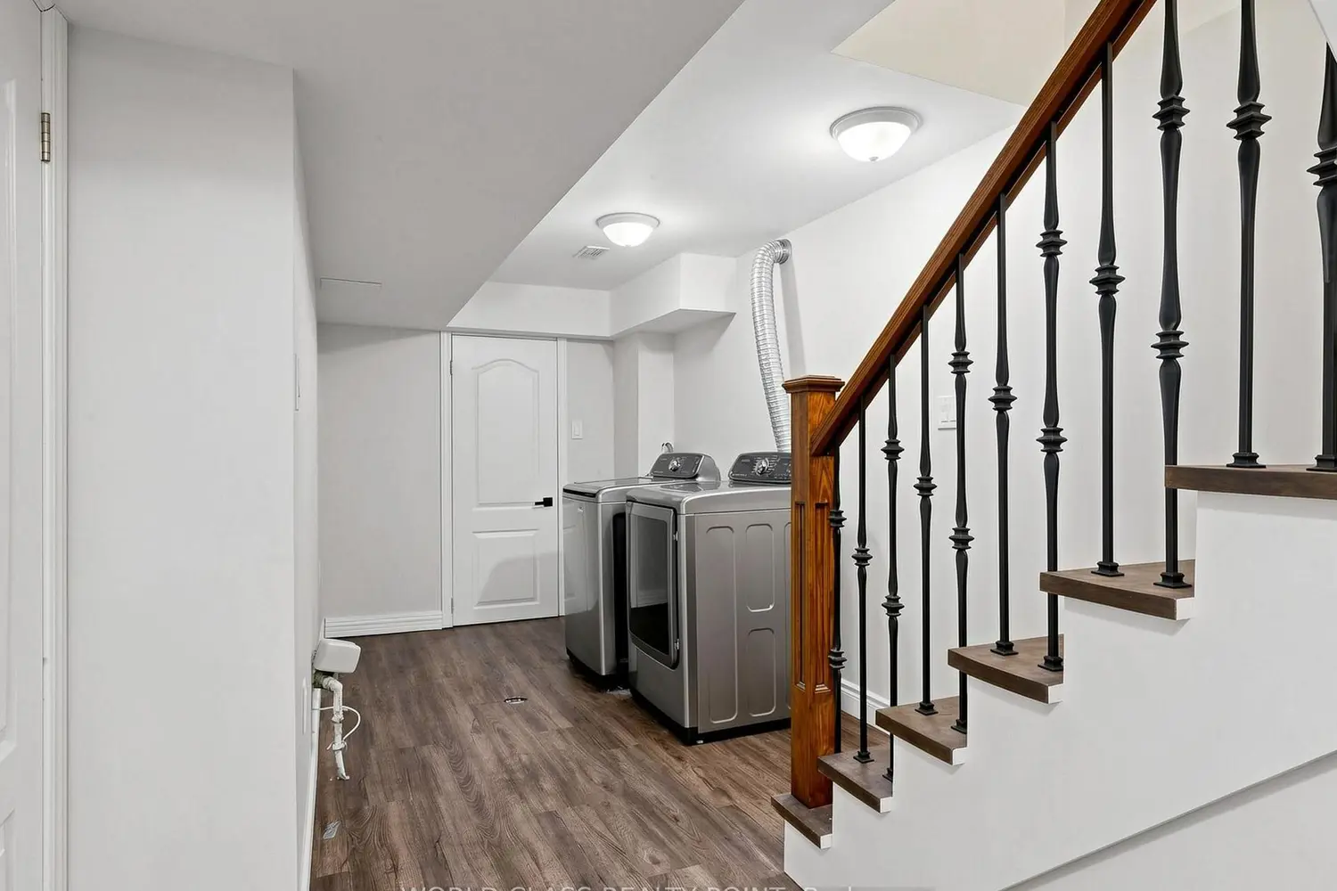 Additional image 12 of 1638 Norwill Crescent