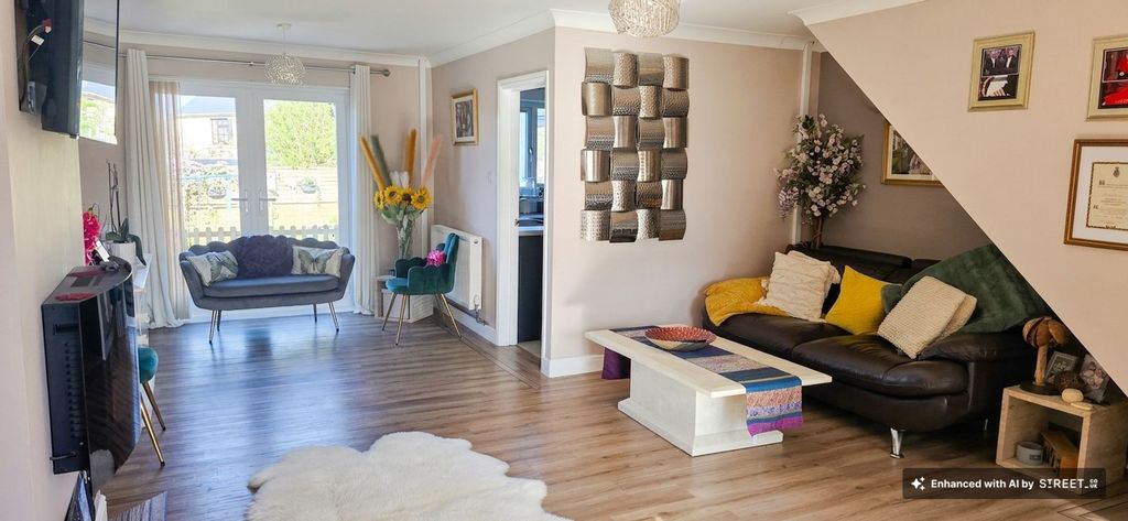 Additional image 7 of 4 bed detached house to rentCastle Meadows, Coity CF35