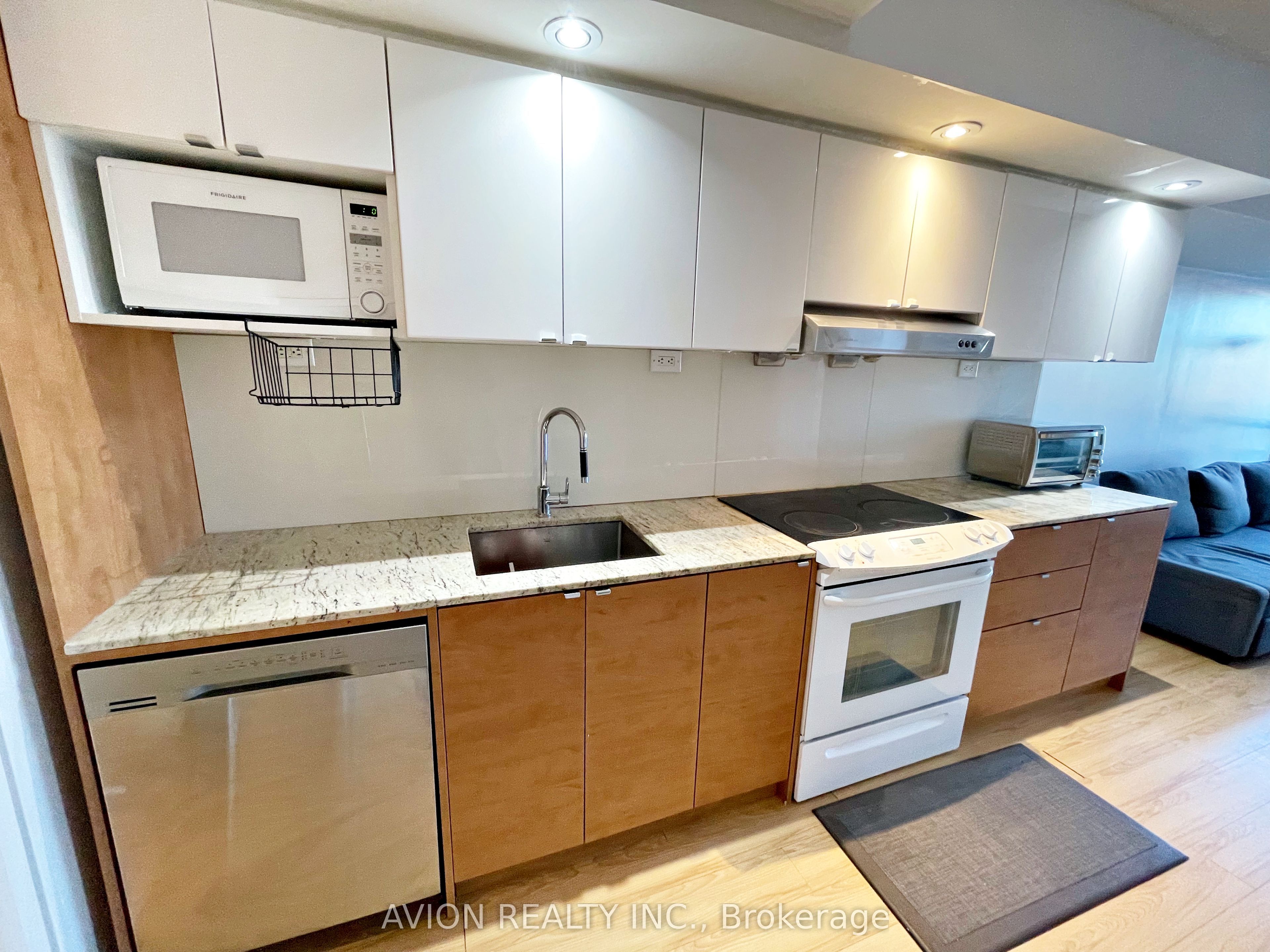 Additional image 3 of 705-121 Mcmahon Drive, Toronto, ON, M2K 0C1