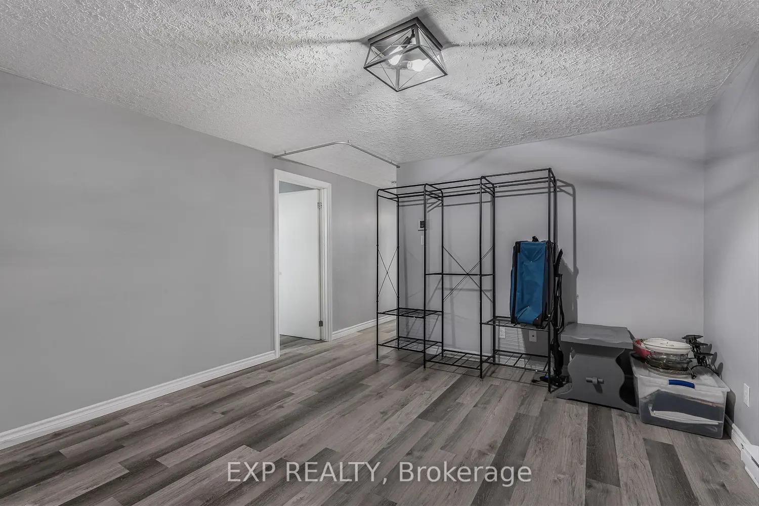 Additional image 14 of 905 Ghislain Street