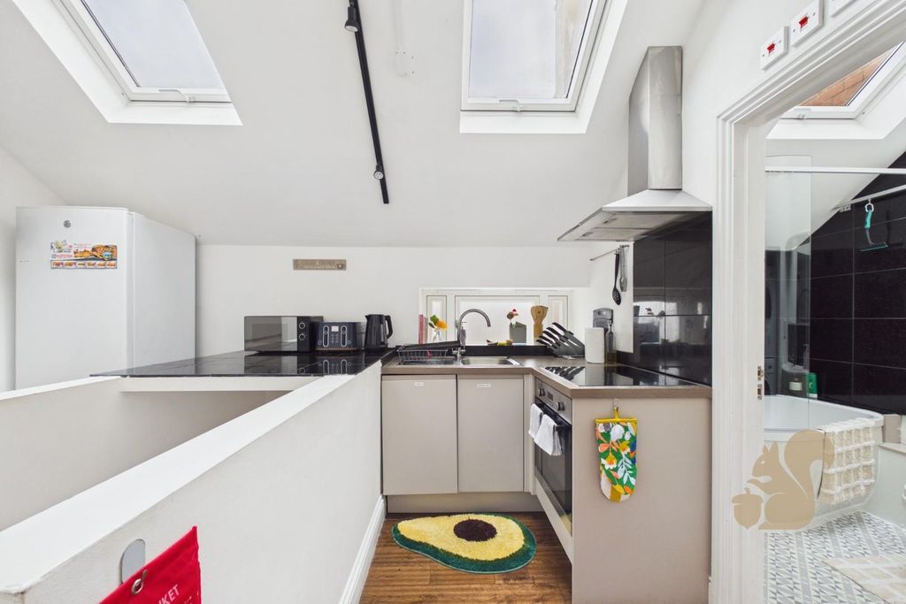 Additional image 5 of 2 bed flat to rentSt. Johns Street, Bury St. Edmunds IP33