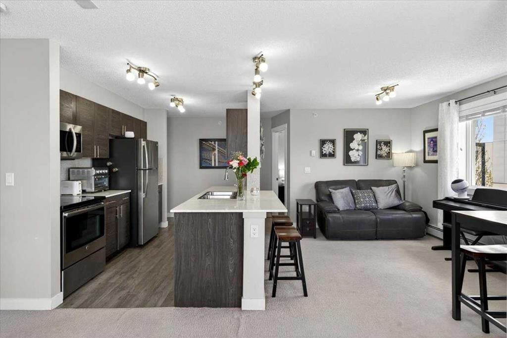 Additional image 6 of 401-10 Kincora Glen Park NW, Calgary, AB, T3R 1R9