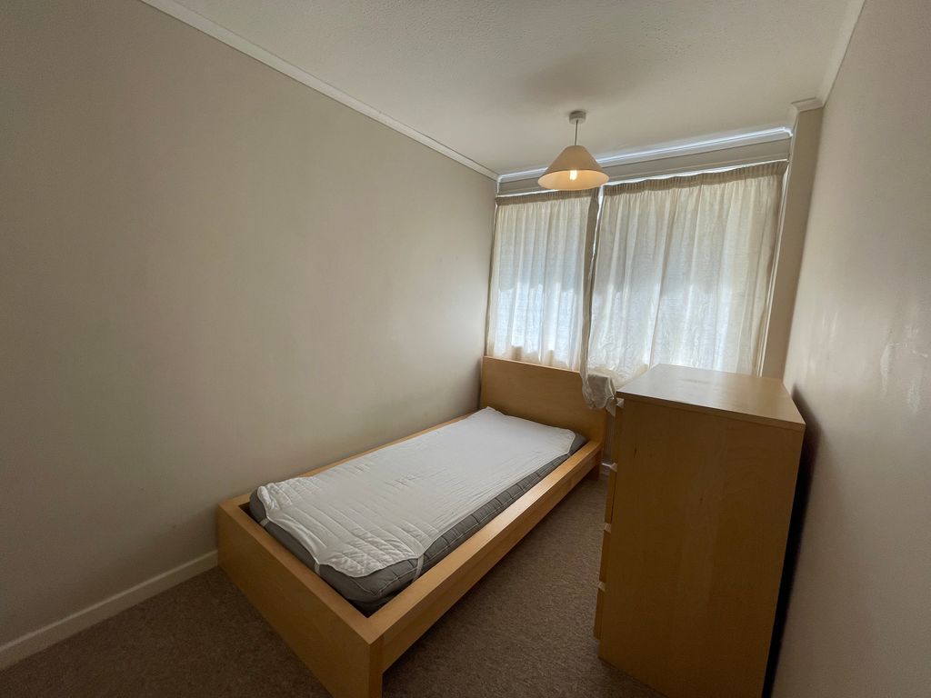 Additional image 5 of 4 bed terraced house to rentStansgate Avenue, Trumpington, Cambridge CB2