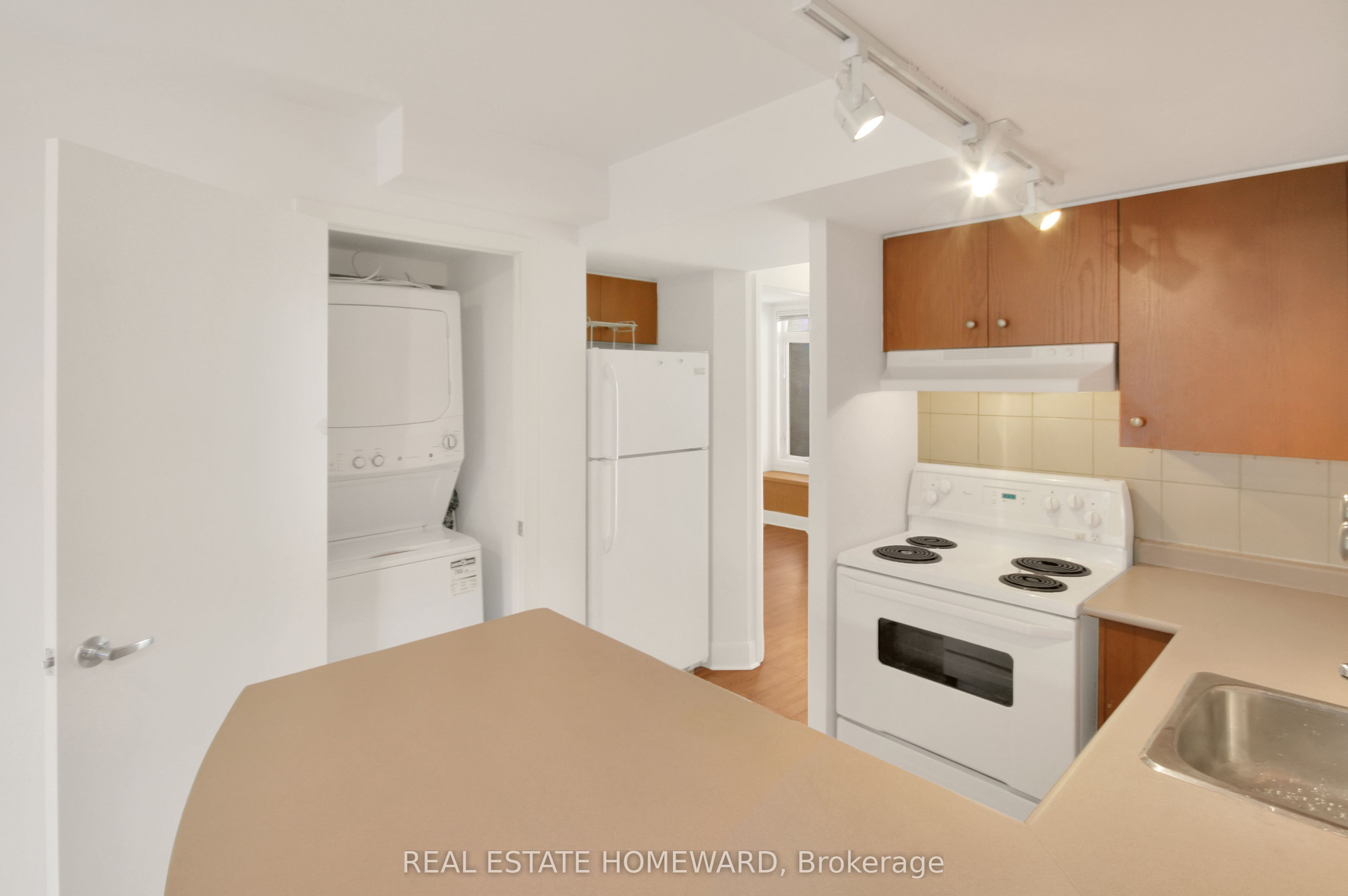 Additional image 6 of 200-415 Jarvis Street, Toronto, ON, M4Y 3C1