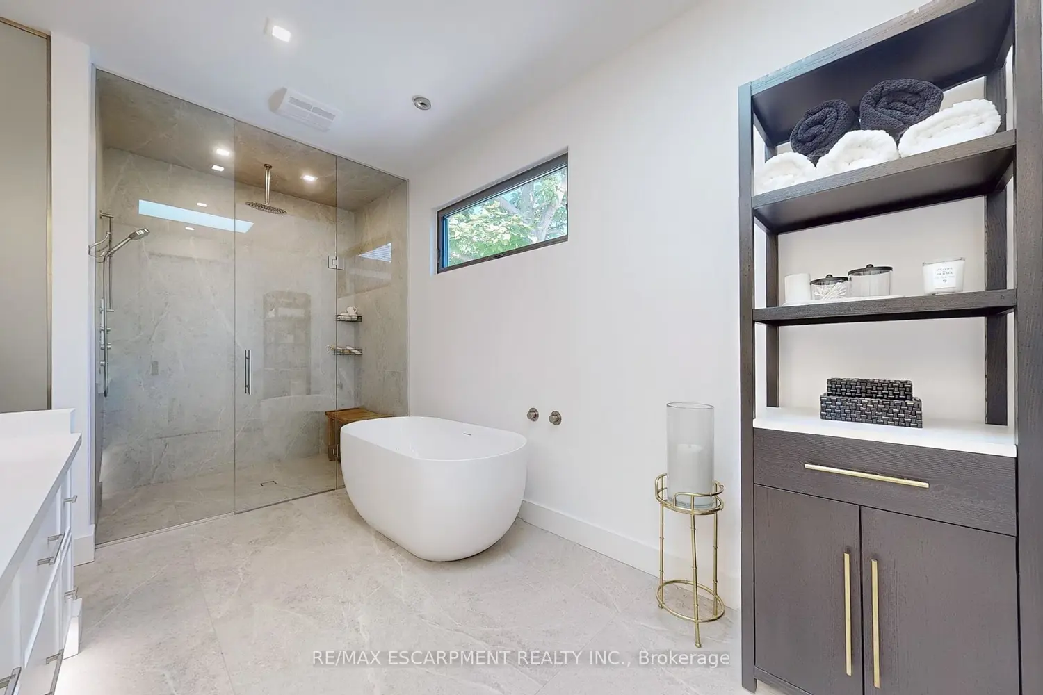 Additional image 7 of 977 Gorton Avenue