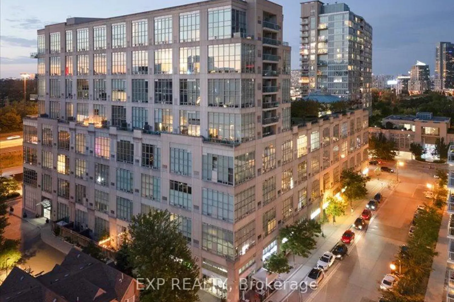 Additional image 16 of 300 Manitoba Street Ph416
