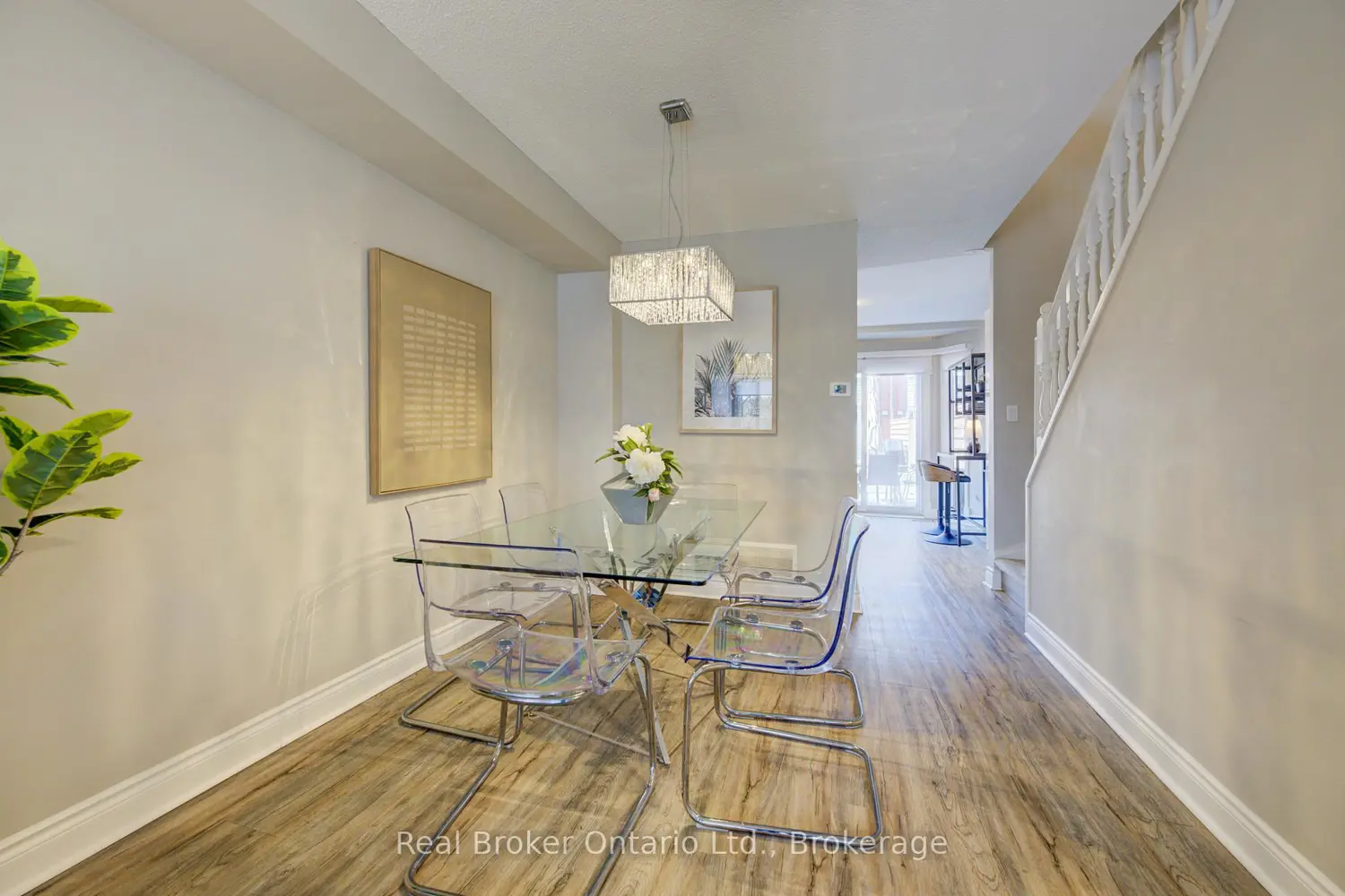 Additional image 6 of 895 Maple Avenue 617