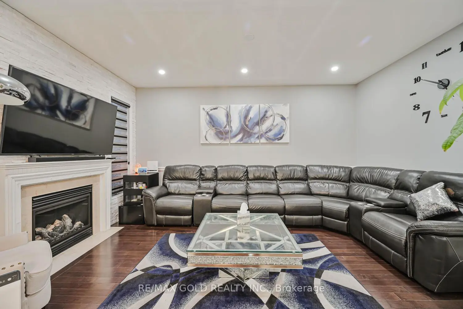 Additional image 5 of 15 Vanwood Crescent