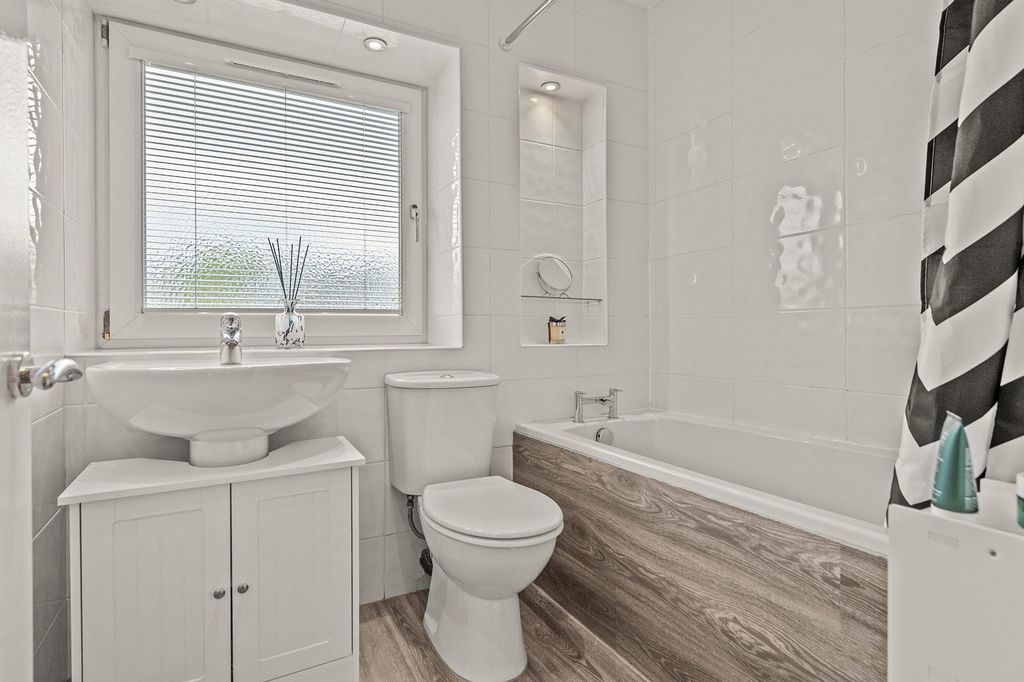 Additional image 13 of 2 bed flat for sale6 Carse View, Bo'ness EH51