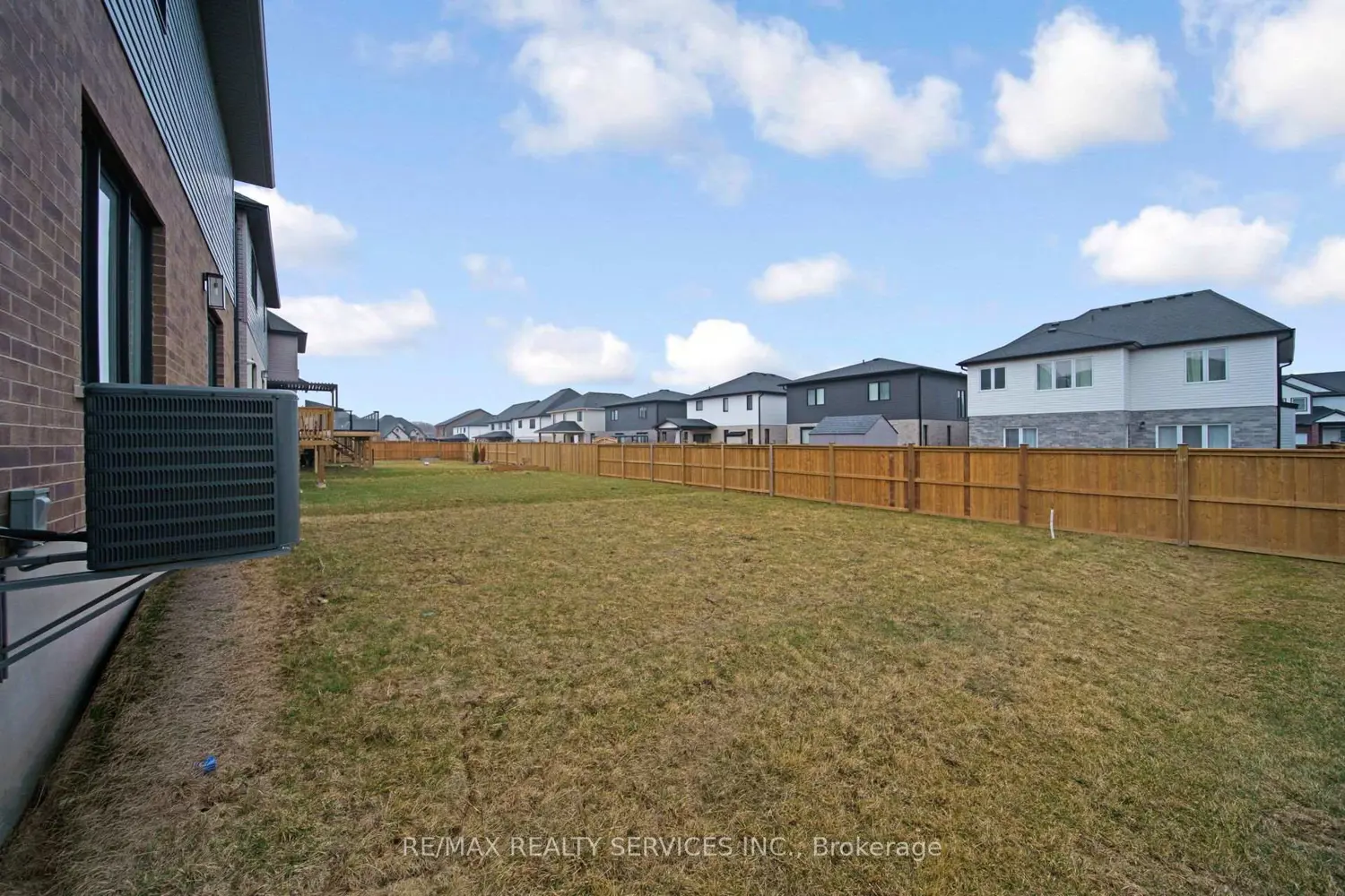 Additional image 19 of 1891 Fountain Grass Drive