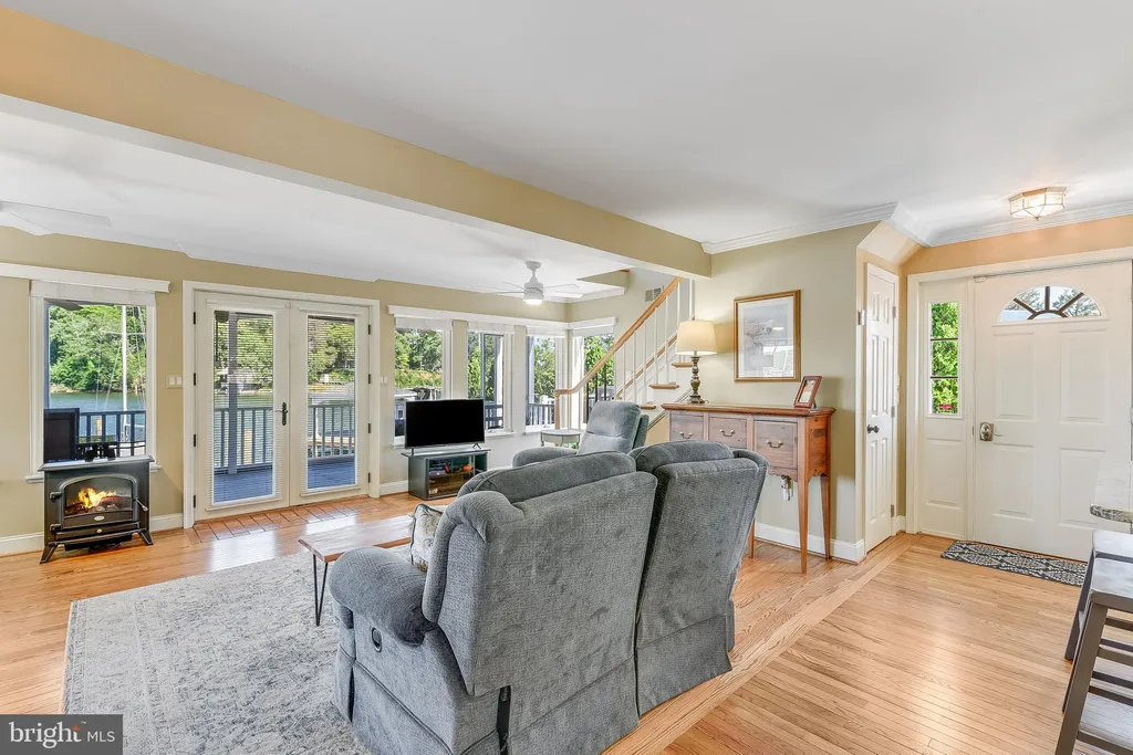 Additional image 10 of 684 N Riverside Drive, Crownsville, MD 21032