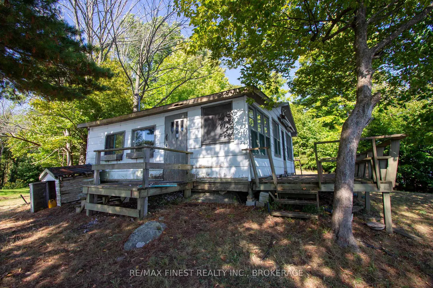 Additional image 10 of 4049 Hiawatha Lane