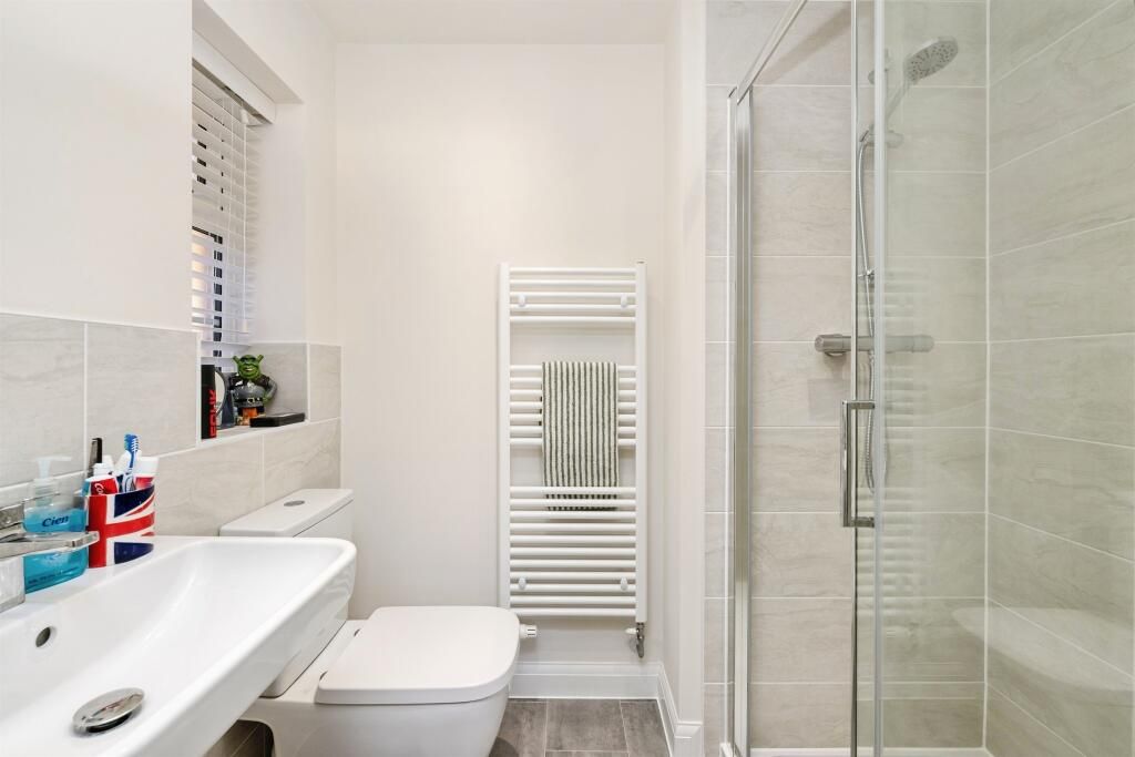 Additional image 10 of 3 bed property to rentLulworth Place, Peterborough PE7