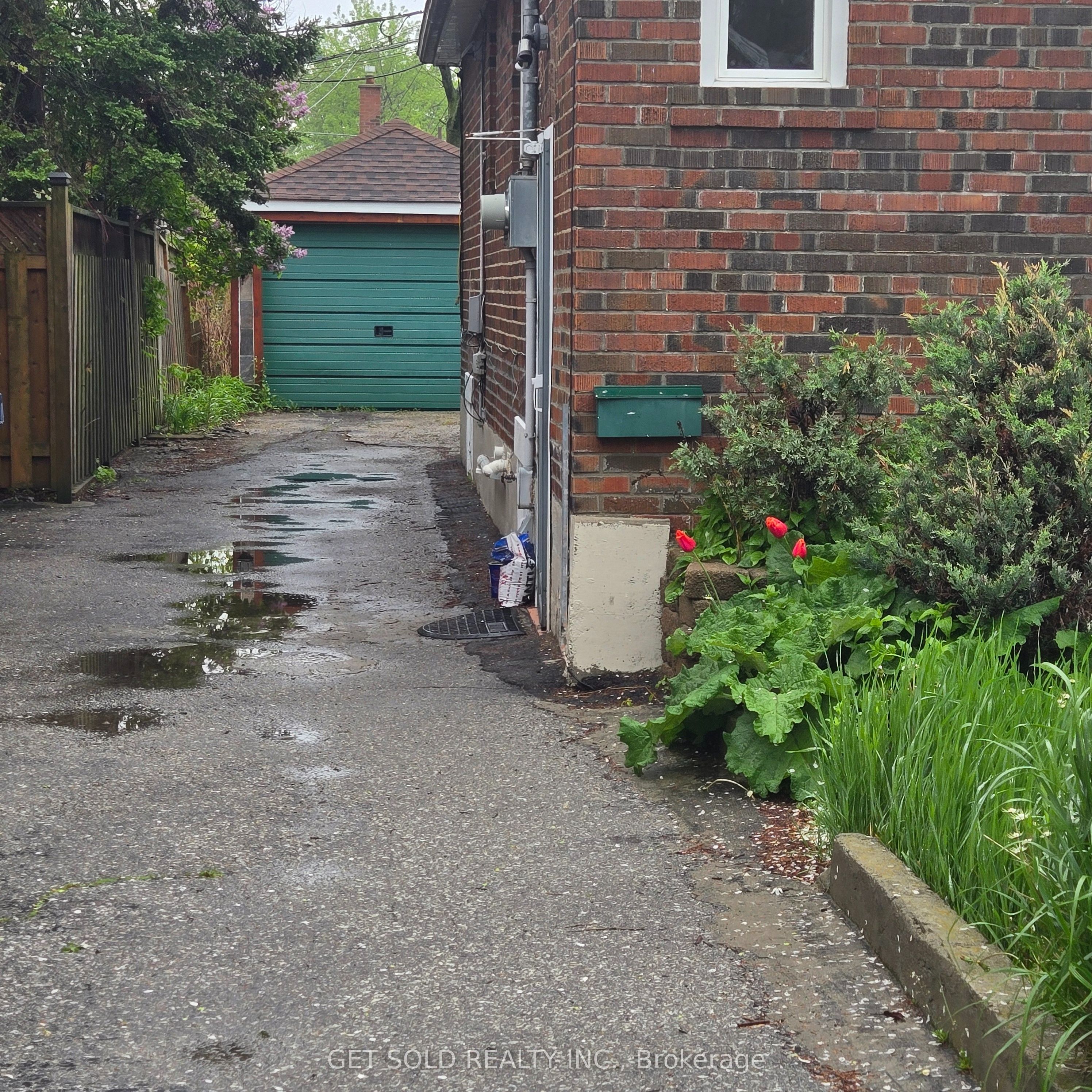 Additional image 2 of 54 Sixteenth Street, Toronto, ON, M8V 3J8