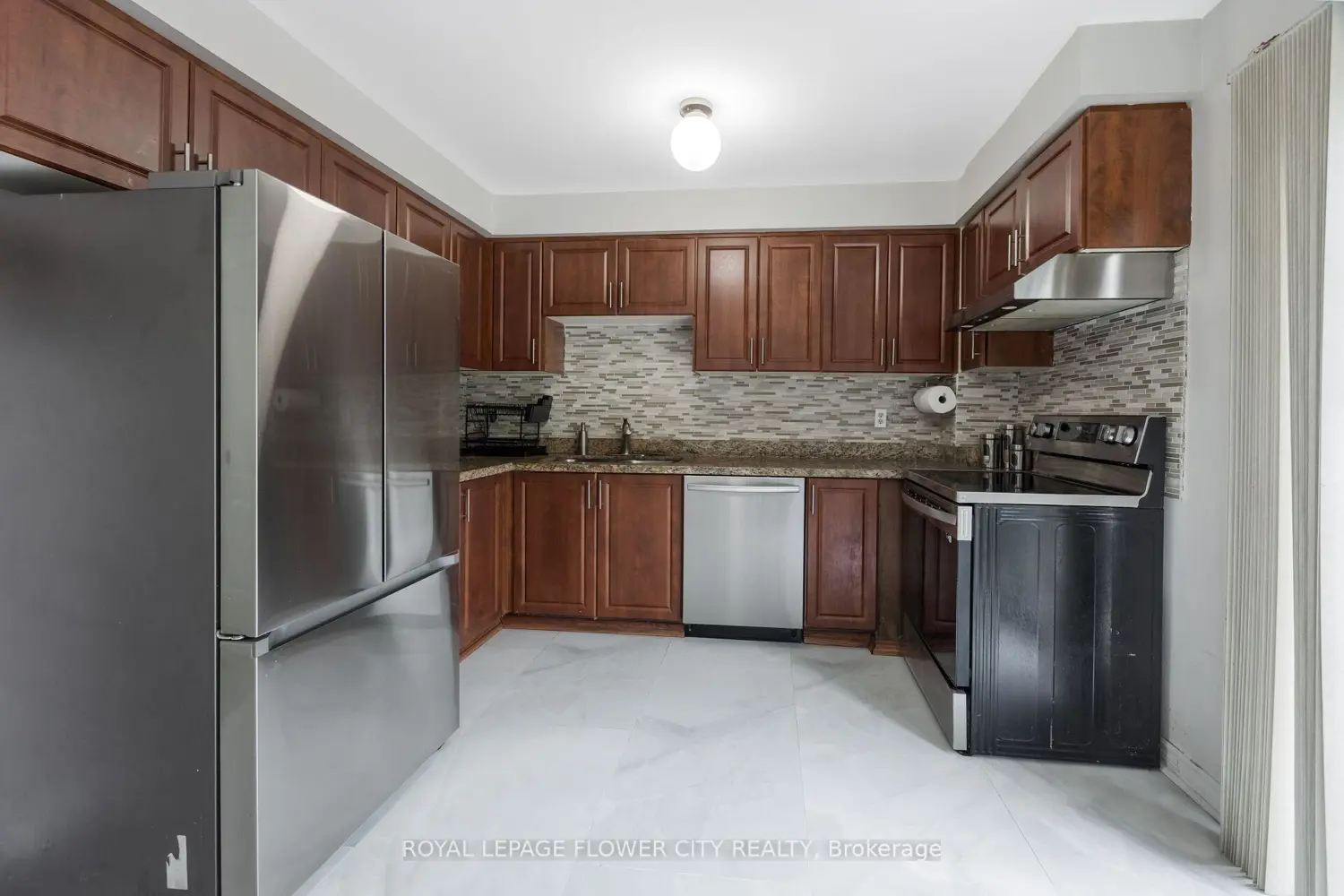Additional image 6 of 54 Fern Valley Crescent